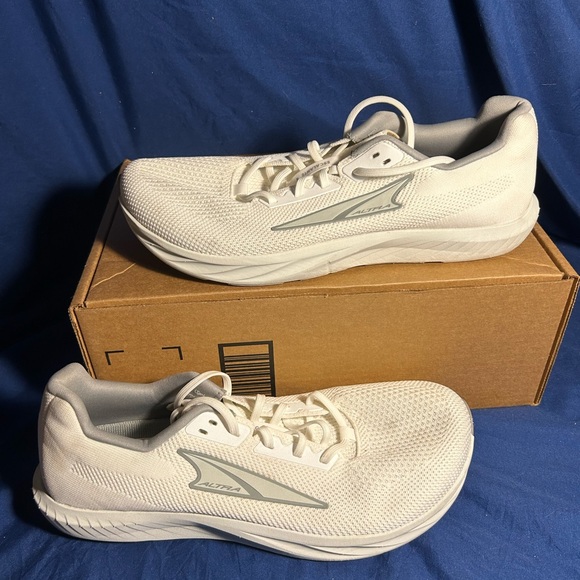 Altra Shoes - Altra- sneakers, white, 11 women QS